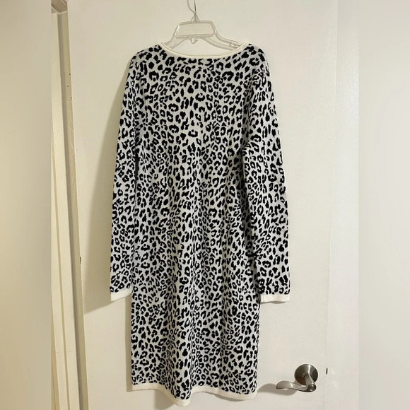 Lands End Small Animal Printed Heavy Long Dress - Picture 2 of 3